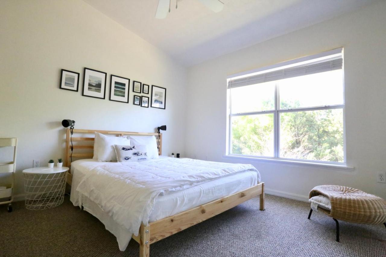 Oaks Modern & Comfy Condo In The Perfect Location Gainesville Kültér fotó